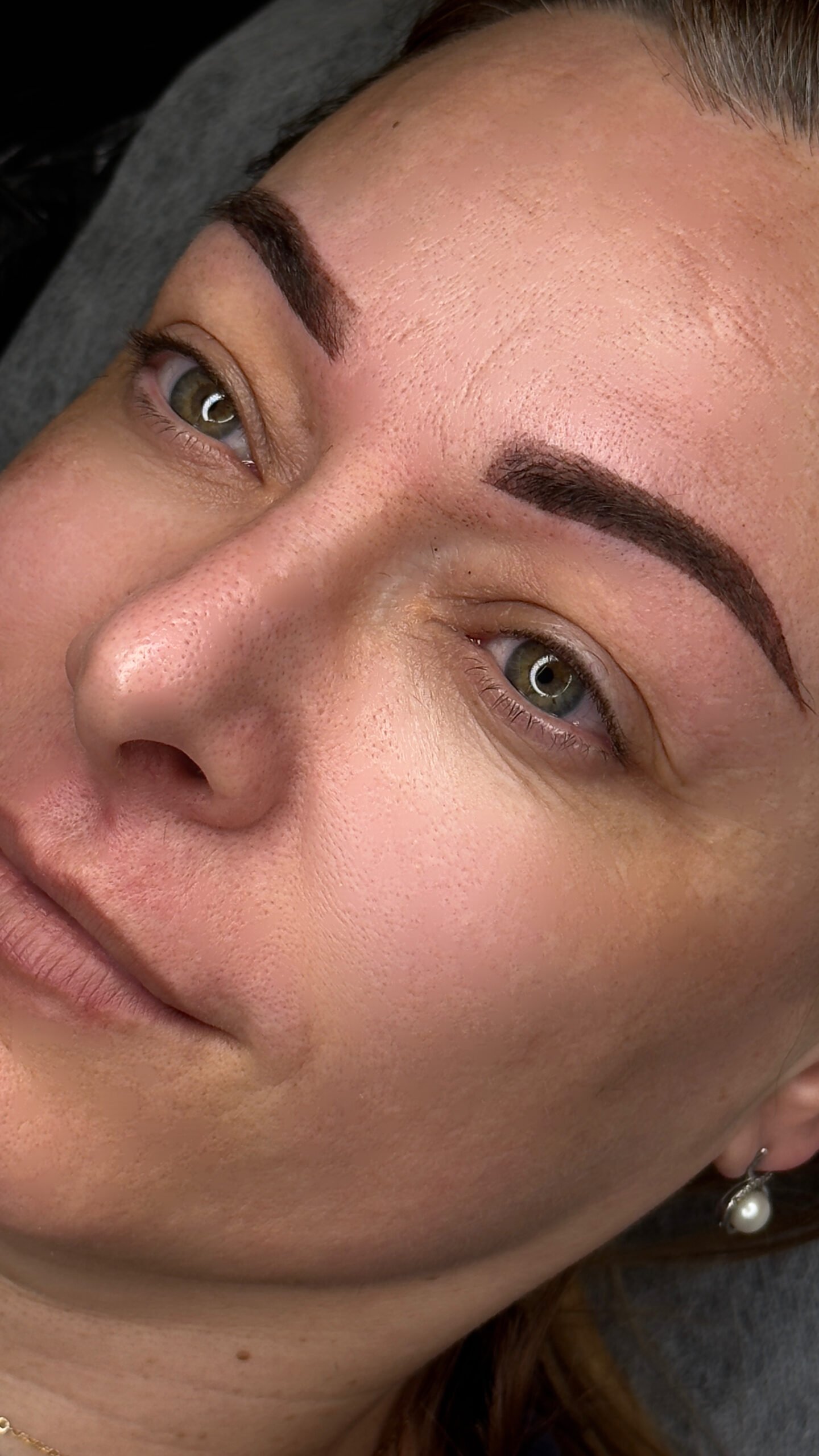 Micropigmentación de cejas en Valladolid con diseño personalizado
