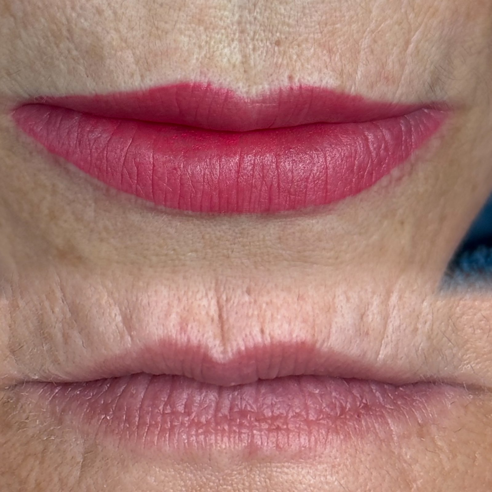 Antes y después de micropigmentación de labios en Valladolid